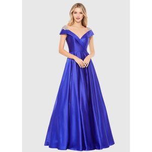 Embellished Cap Sleeve V Neck A Line Gown, Size 4, NWT